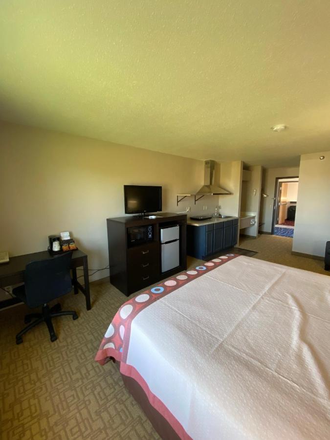 Super 8 By Wyndham Jackson Mn Hotel Екстериор снимка