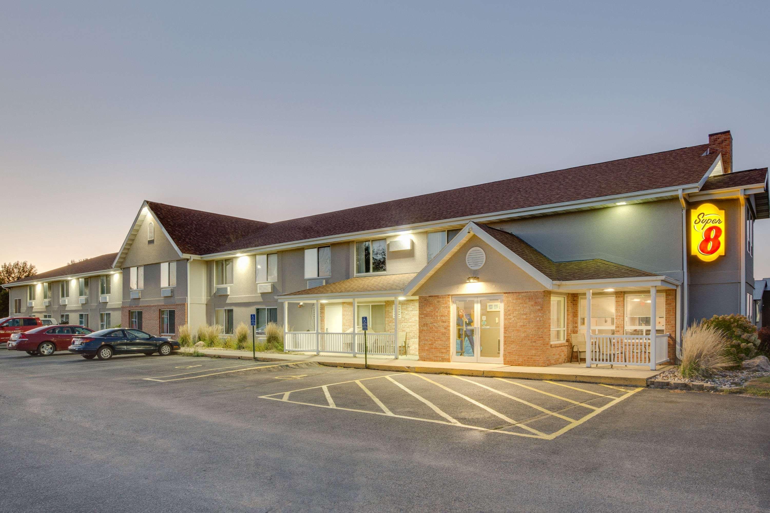 Super 8 By Wyndham Jackson Mn Hotel Екстериор снимка