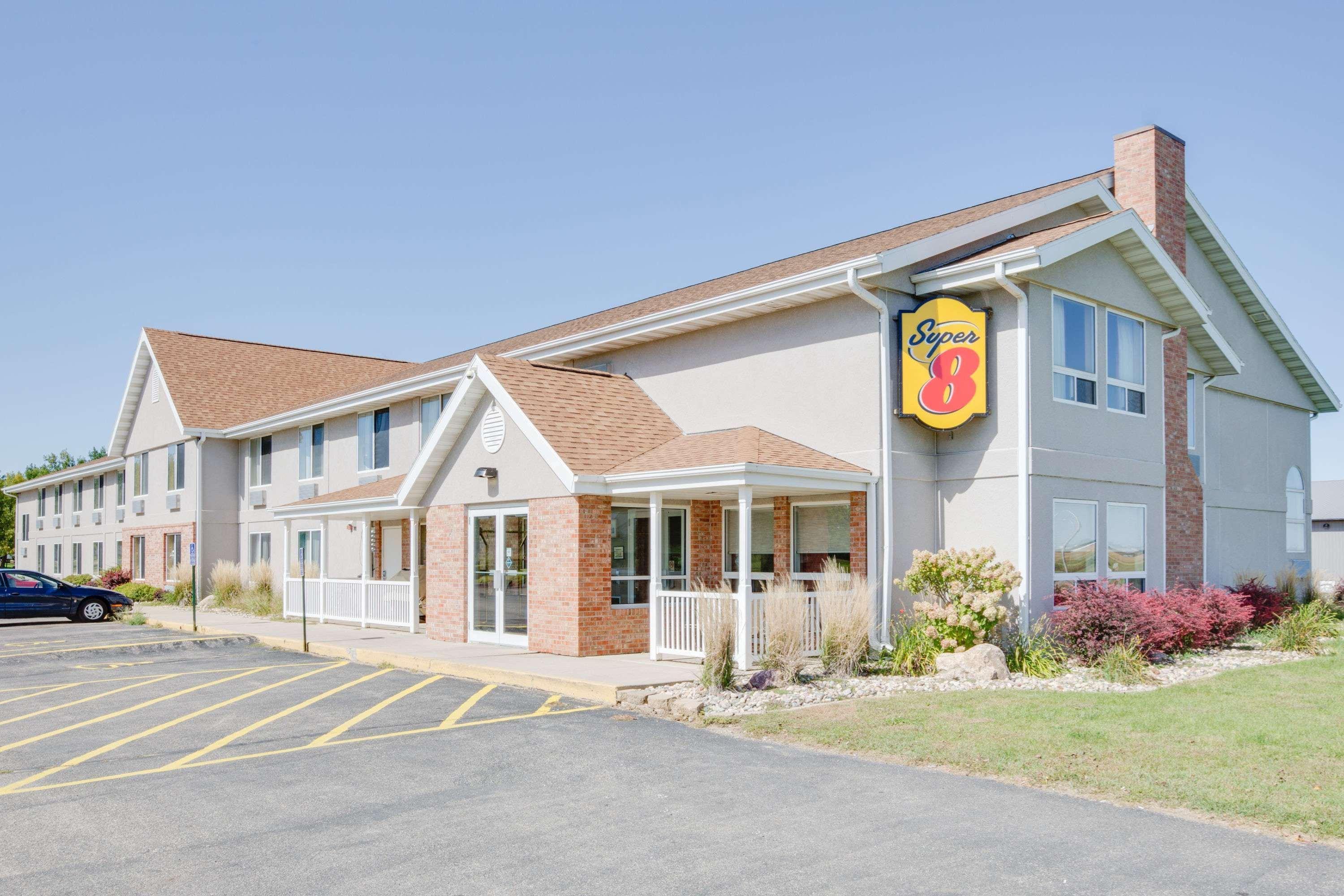 Super 8 By Wyndham Jackson Mn Hotel Екстериор снимка