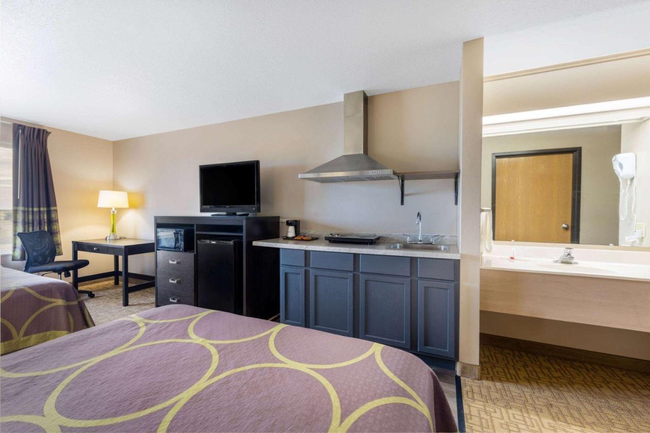 Super 8 By Wyndham Jackson Mn Hotel Екстериор снимка